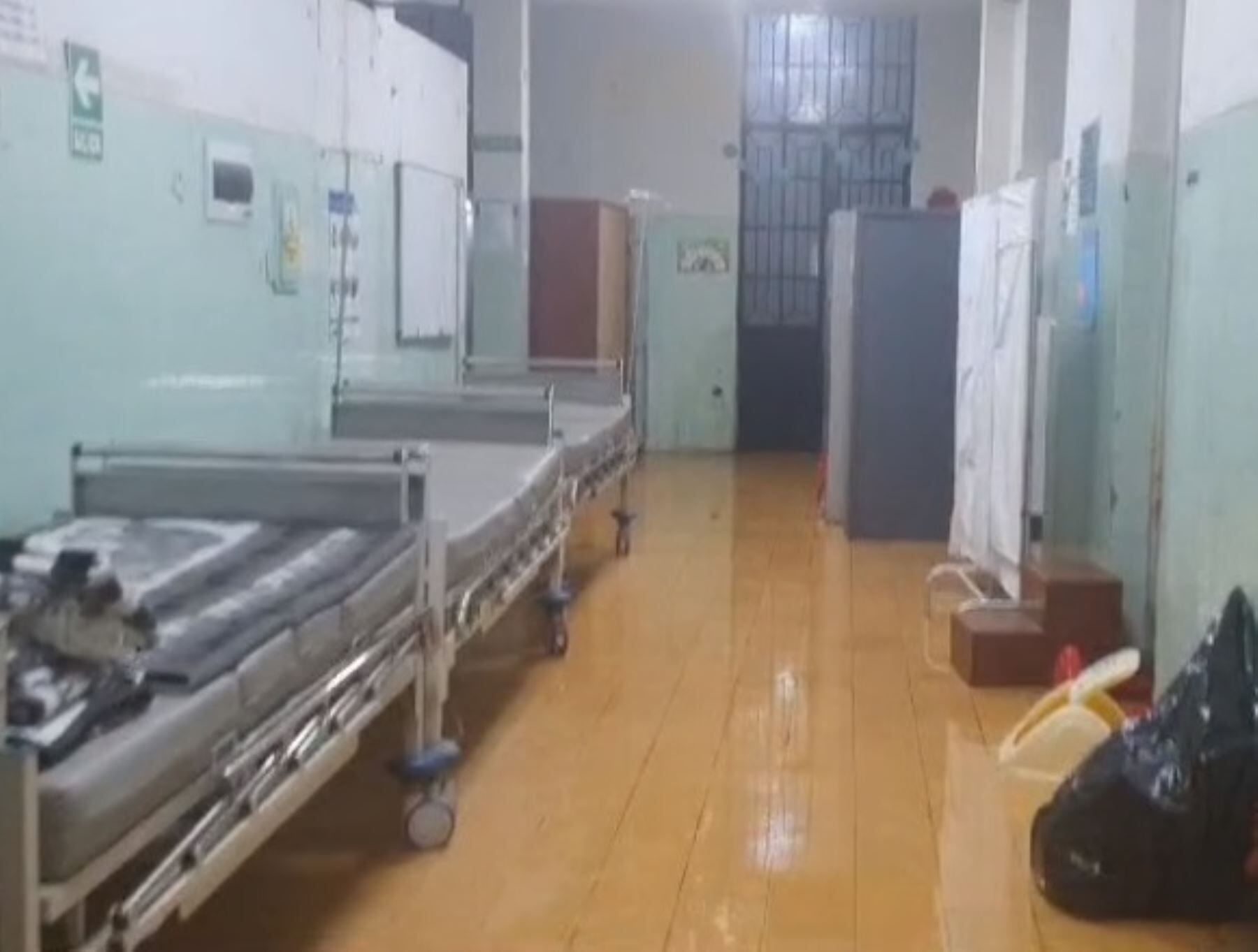 Reportan 14 centros de salud y dos hospitales afectados por intensas lluvias